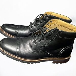 Florsheim Black Leather Lace-Up Boots size 9D